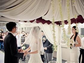 婚礼司仪 从仪式主持到嗨翻全场的艺术